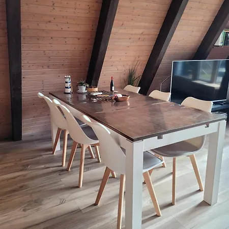 Nurdachhaus Roter Butjadingen